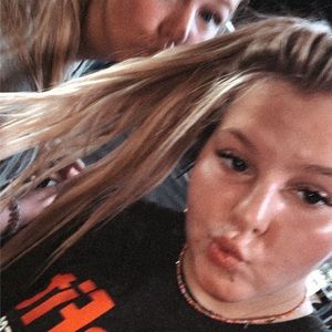 Meet your Posher, Sidney